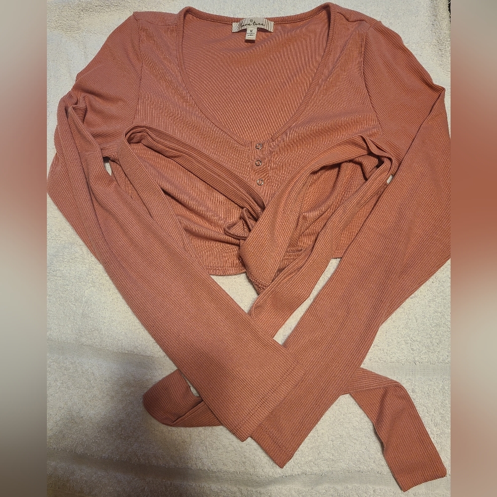 Love Tree Long Sleeve Crop Top